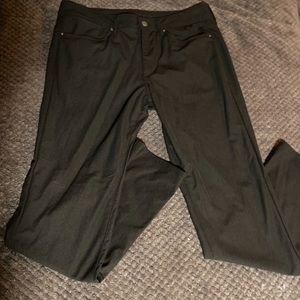 black american eagle chino pants!